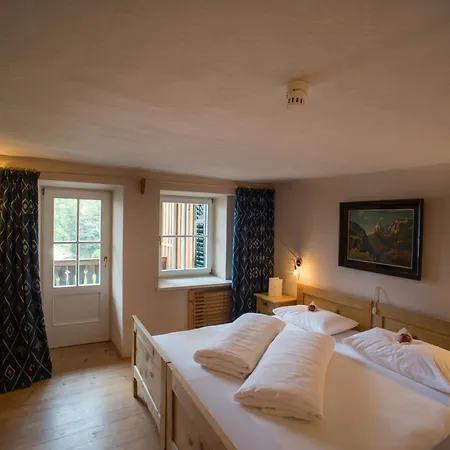 Der Zirmerhof 3*