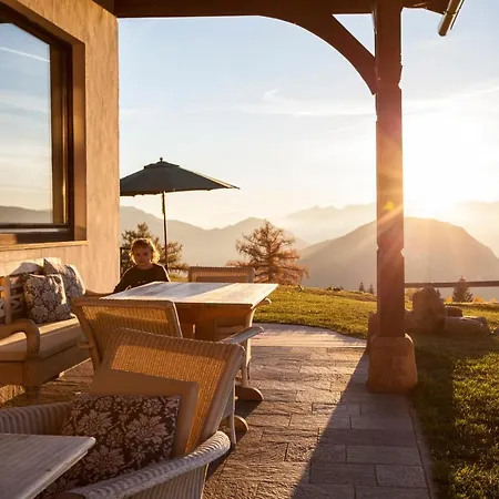 Der Zirmerhof 3*